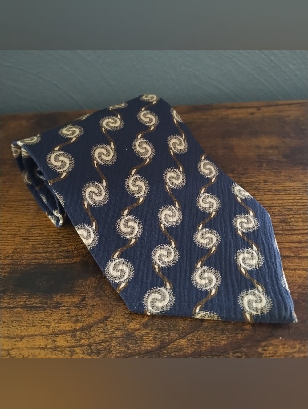Vtg Giorgio Armani Cravatte Silk Tie Italy Black Beige Geometric Swirls- READ